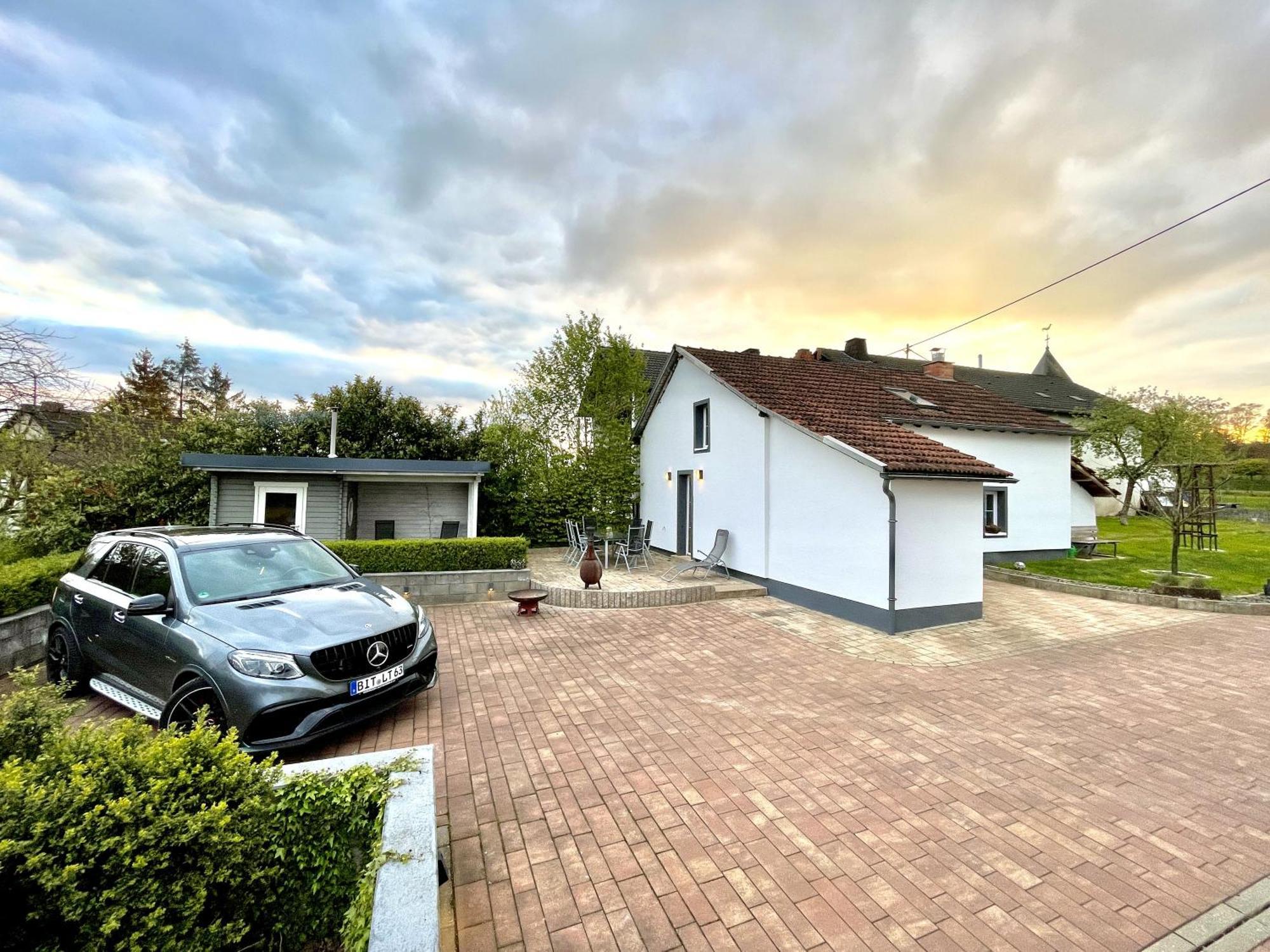 Kleines Backhaus In Der Eifel Feuerscheid